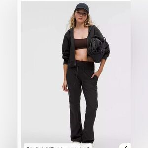 Lululemon Black Dance Studio Mid-Rise Pants Size 6